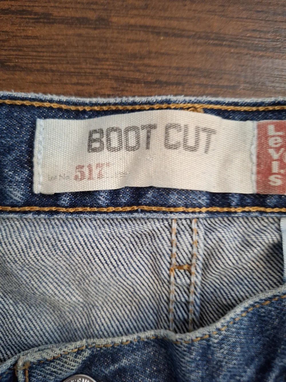 Levis bootcut jeans